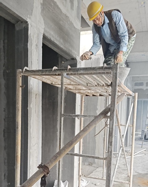 輕質(zhì)隔墻板安裝現(xiàn)場 輕質(zhì)隔墻板安裝現(xiàn)場